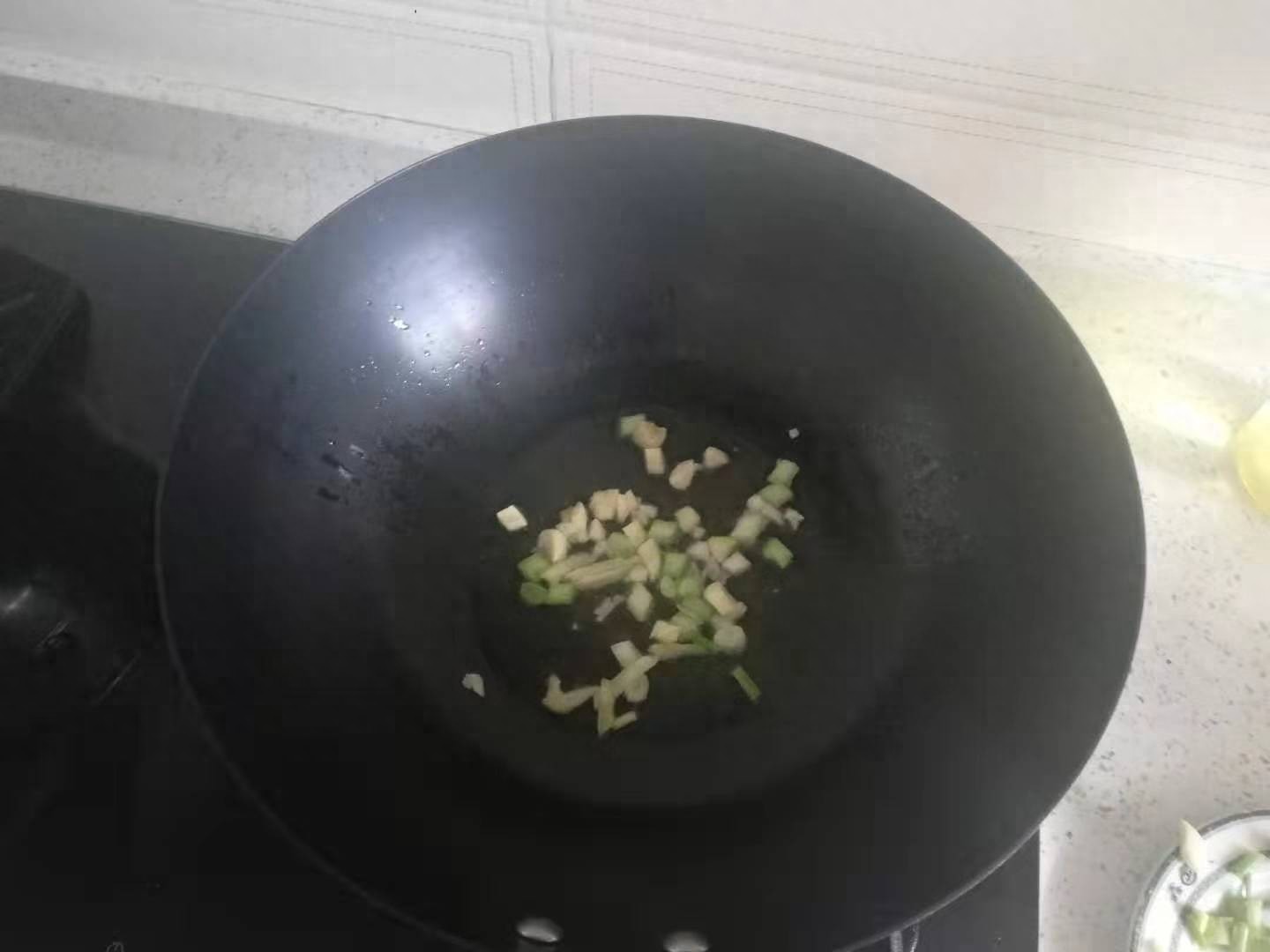 北方人爱吃的焖饼，这样做简单经济实惠，还很美味，快来试试吧