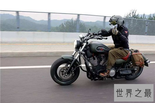 世界十大最漂亮的摩托车，男人心目中的完美坐骑