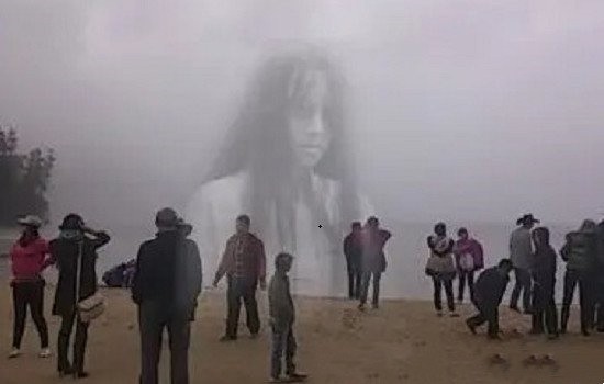 恐怖视频突然出现鬼监控（监控下的鬼诡异事件）(3)_