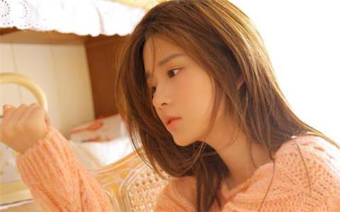 和女朋友吵架后如何用情话化解冲突?