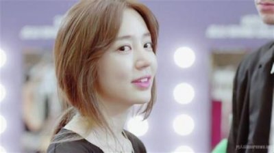 ​和女生聊天老是尬聊怎么办？教你一招高情商聊天术