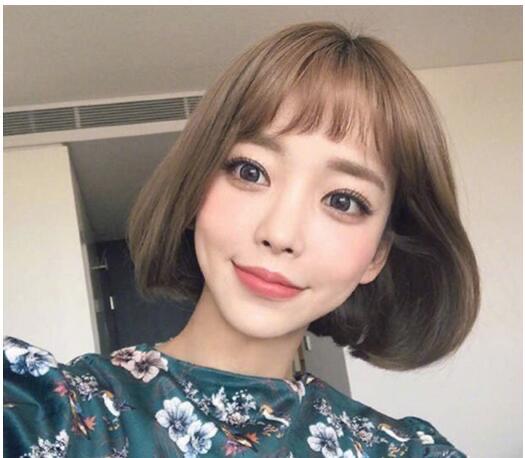 生活最新流行的可爱短发发型 10