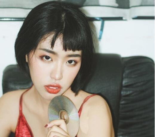 生活最新流行的可爱短发发型 13