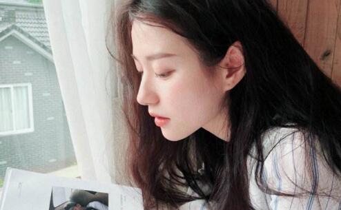 女生发了个早我回什么