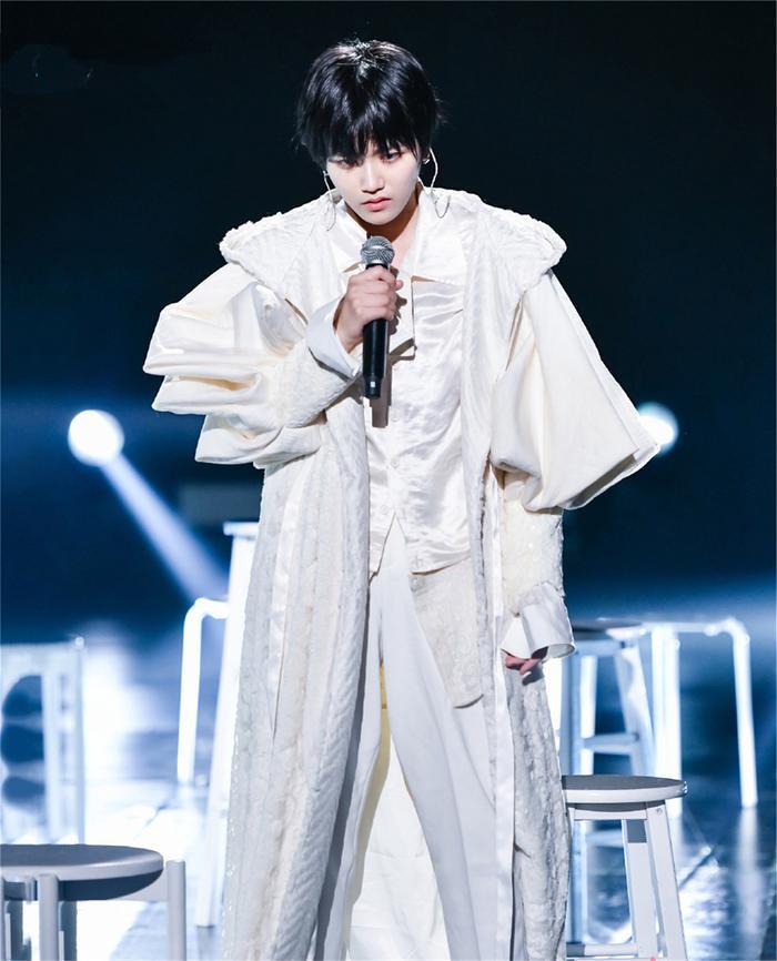 《明日之子3》决赛预测：by2无缘四强，最大黑马是冯希瑶