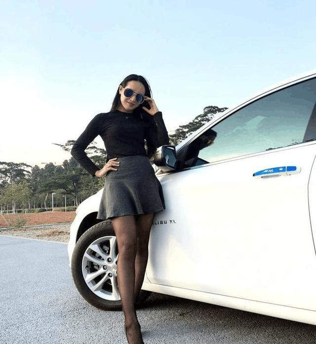 美女陪靓车! 车主媳妇当车模, 这十位媳妇谁是最美车模!