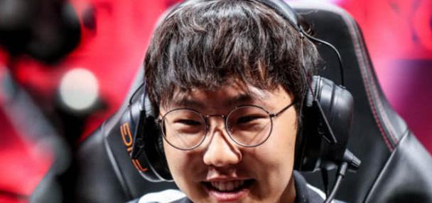 英雄联盟:反向的一箭,是imp送给韦神最好的礼物,致敬!