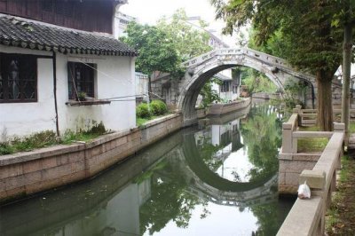 ​上海又一古镇走红，位于城市的最西南，景色媲美乌镇西塘