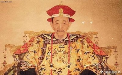 ​乌雅氏：康熙帝最宠爱的德妃之谜