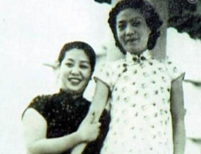 上海滩黑帮老大,同时爱上母女三人,最终却只娶了大女儿