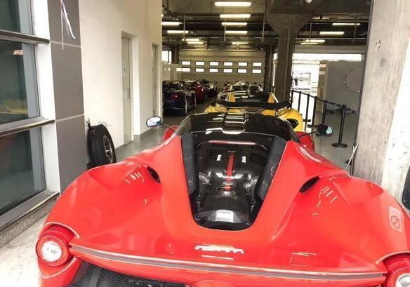 上海最神秘的富二代:买豪车跟买玩具一样,人送外号“沪上皇”