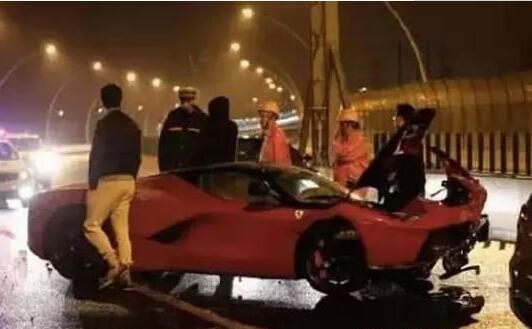 上海最神秘的富二代:买豪车跟买玩具一样,人送外号“沪上皇”