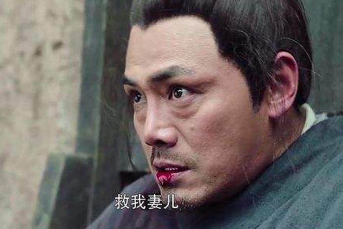 他是金庸笔下最大炮灰,被兄弟害惨,但他的儿子却很出名