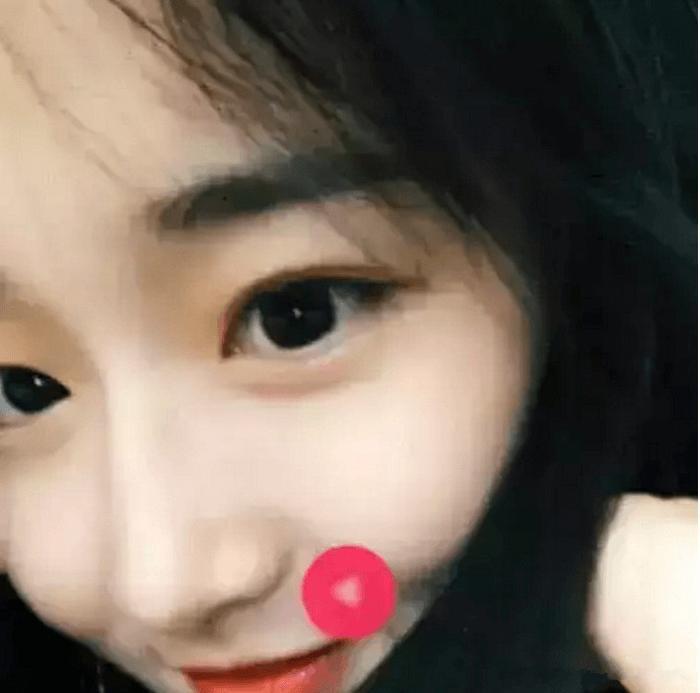 抖音“最美校服妹”火了,当她脱下校服,网友:社会姐你最美!