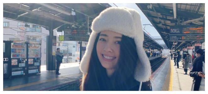 原来郭碧婷是家中长女,也是颜值最高的,最小妹妹长相一言难尽