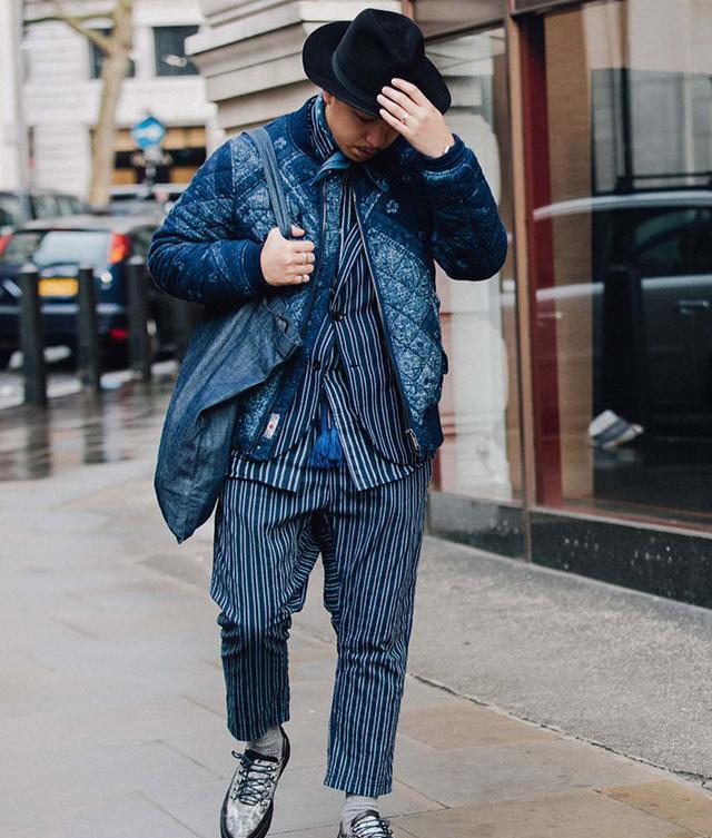 街拍才是最接近帅哥的方式,百试不爽!