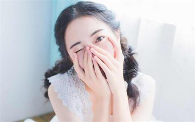 ​和刚认识的女生可以聊什么话题，和刚认识的女生该聊什么