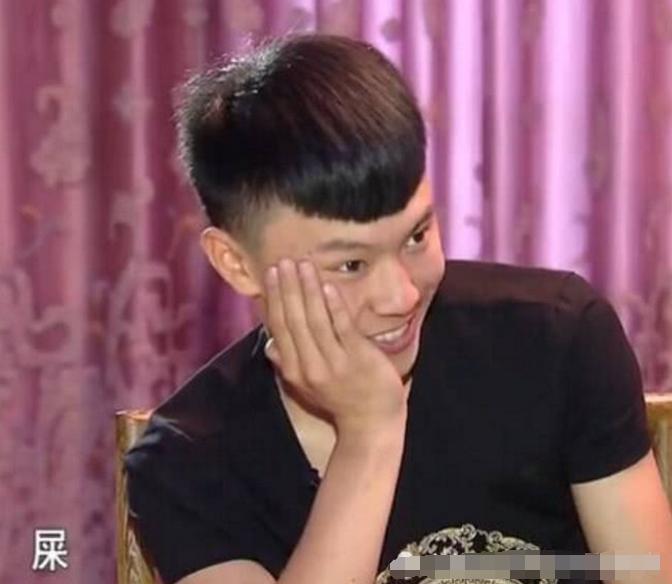 他是《变形计》最懂事的男孩,和杨清柠恋爱被毁,现状令人咂舌!