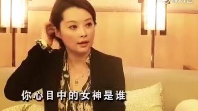 ​袁立自曝从不骂脏话，45岁仍没有生孩子计划，圈中最好友竟是小哇