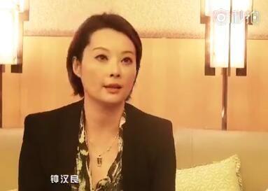 袁立自曝从不骂脏话,45岁仍没有生孩子计划,圈中最好友竟是小哇