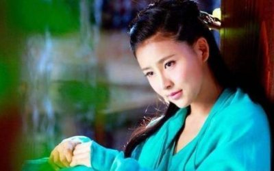 ​四个版本的“阿朱”扮演者，刘涛漂亮且柔情，只有她最美