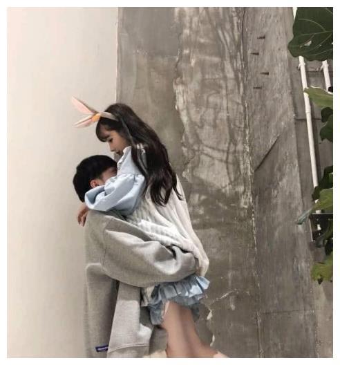 第二个“小不点”崛起,杨清柠评论4个字!最后一张亮点!