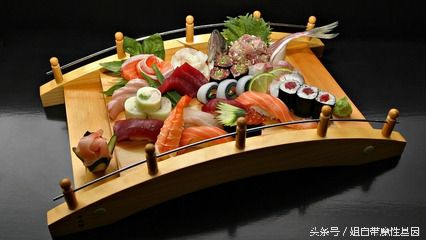 日本吃屎宴叫什么名字（全球最奇葩恶心食物）