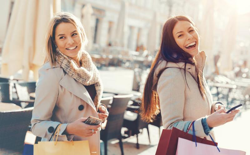 女装品牌有哪些牌子（比较出名的女装品牌）(2)