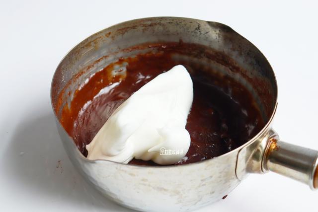 如何正确的做纸杯蛋糕（新手一看就会的纸杯蛋糕）(9)