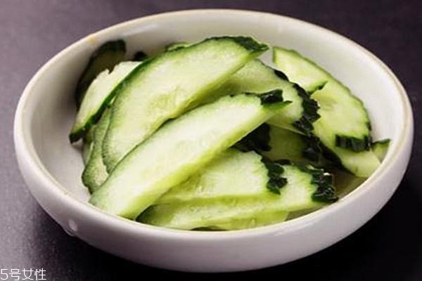 黄瓜怎么挑新鲜 黄瓜怎么保存时间长