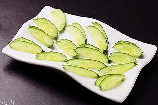 黄瓜怎么挑新鲜 黄瓜怎么保存时间长