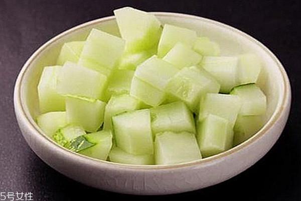 黄瓜怎么挑新鲜 黄瓜怎么保存时间长