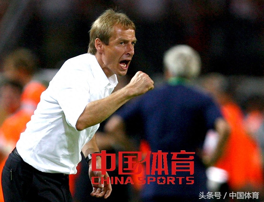 历史上的今天：克林斯曼正式宣布退役