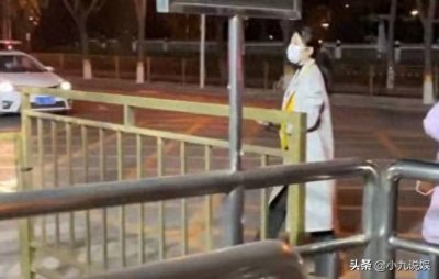 ​刘涛现身央视春晚彩排，“国民贤妻”走路带风，将第6次登台春晚