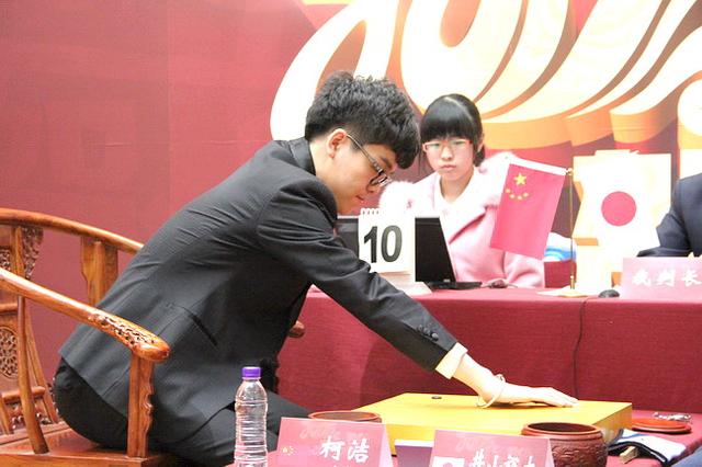 柯洁十二连胜含金量（贺岁杯决赛柯洁再战井山）(10)