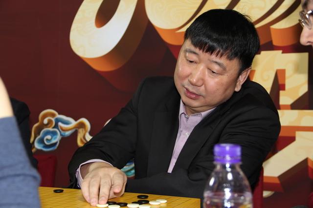 柯洁十二连胜含金量（贺岁杯决赛柯洁再战井山）(23)