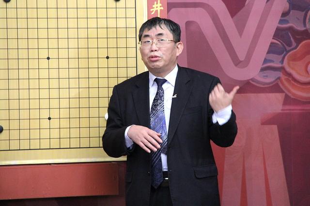 柯洁十二连胜含金量（贺岁杯决赛柯洁再战井山）(17)