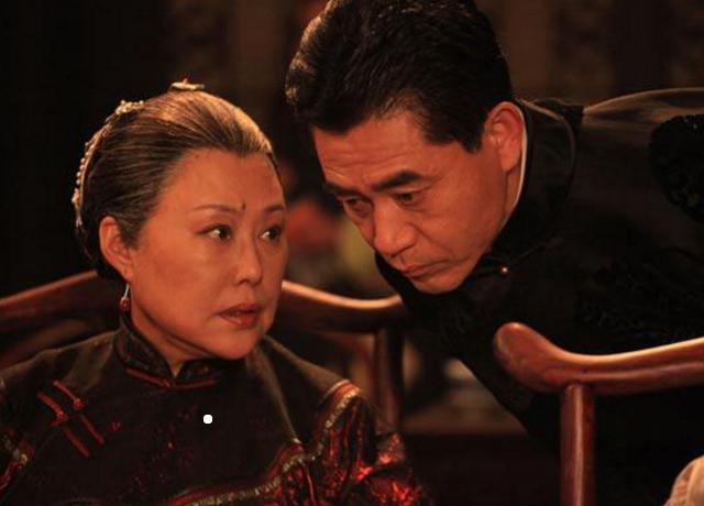 《大宅门》中唯一没有名字的女主角，也是传统观念的奴隶