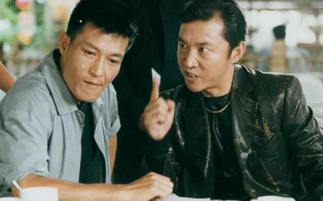 《插翅难逃》播出十八年后, 曾经的“张世豪”, 现在成这样了