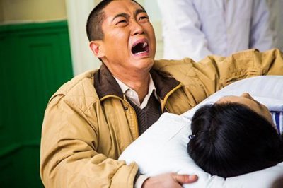 ​《哥哥姐姐的花样年华》热播 演员齐超：用心演绎 自耕心田