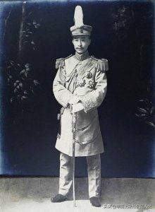 ​他曾有望统一全国，威望与国父比肩，却也是最悲情英雄——蔡锷