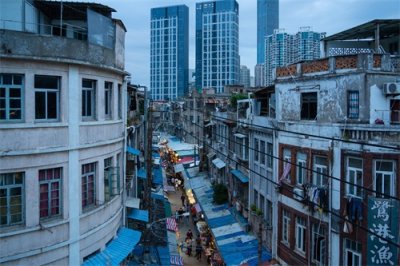 ​厦门八市，拥有厦门最市井的生活圈，极具烟火气息，成了游客新宠