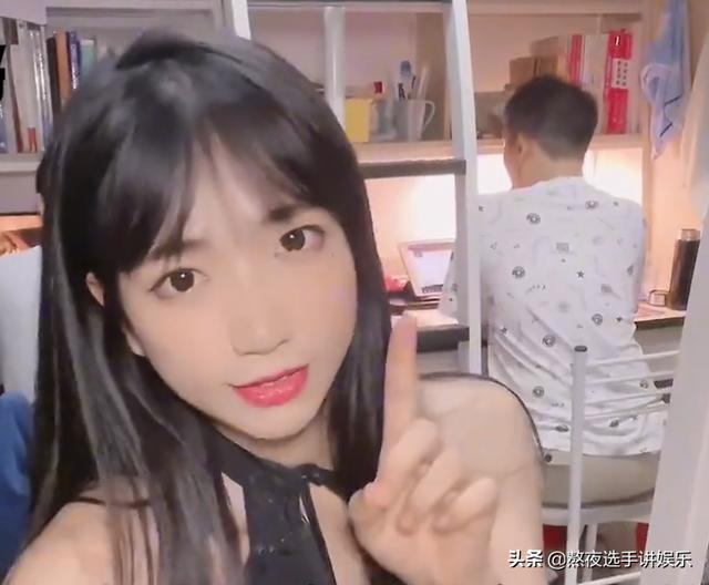 最出名的伪娘(行走在网红圈八大伪娘)(12)