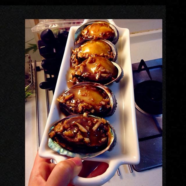 鲍鱼这样做你肯定没吃过（11种好吃到没朋友的鲍鱼做法）(1)