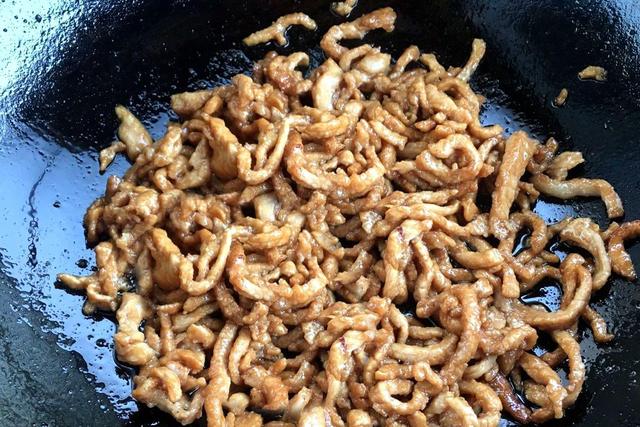 蒜苔的十种家常做法（四月蒜苔正当鲜）(19)