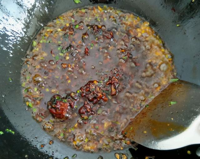 炸酱面用哪两种酱最好的（炸酱面炸的是什么酱）(9)