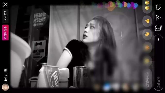 雪莉直播被骚扰从困惑到惊吓，几分钟内雪莉经历了什么？