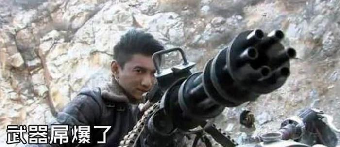 女兵穿丝袜高跟鞋打仗，徒手撕鬼子？专家：真正抗日战争不是这样