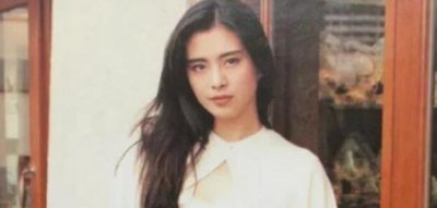 ​女人最佳的状况语录，瞅透风雨精神平静_符合发伙伴圈的句子