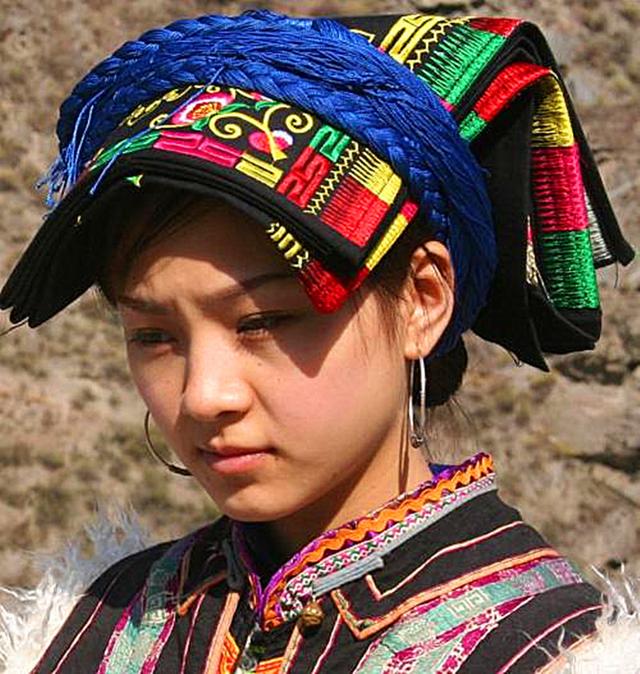 四川藏族网红小伙子丁真为什么火 藏族小伙丁真爆火(4)